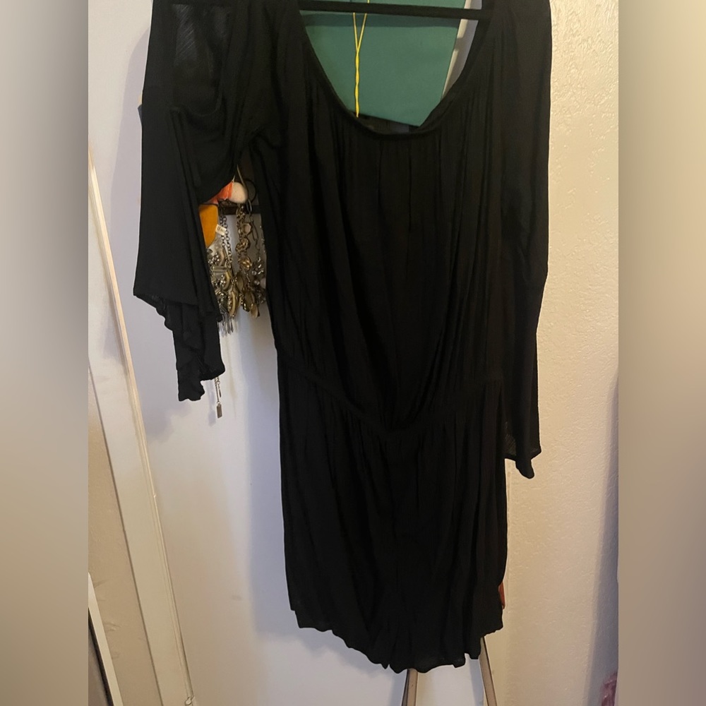 Black long sleeve short romper